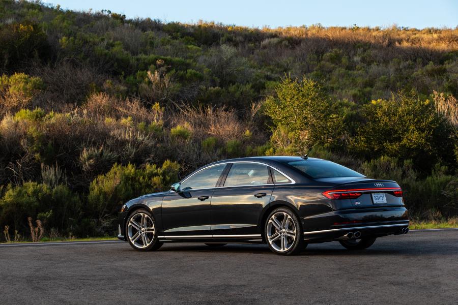  Audi S8 (D5) 2019 года  (NA) (фото 8 из 40)